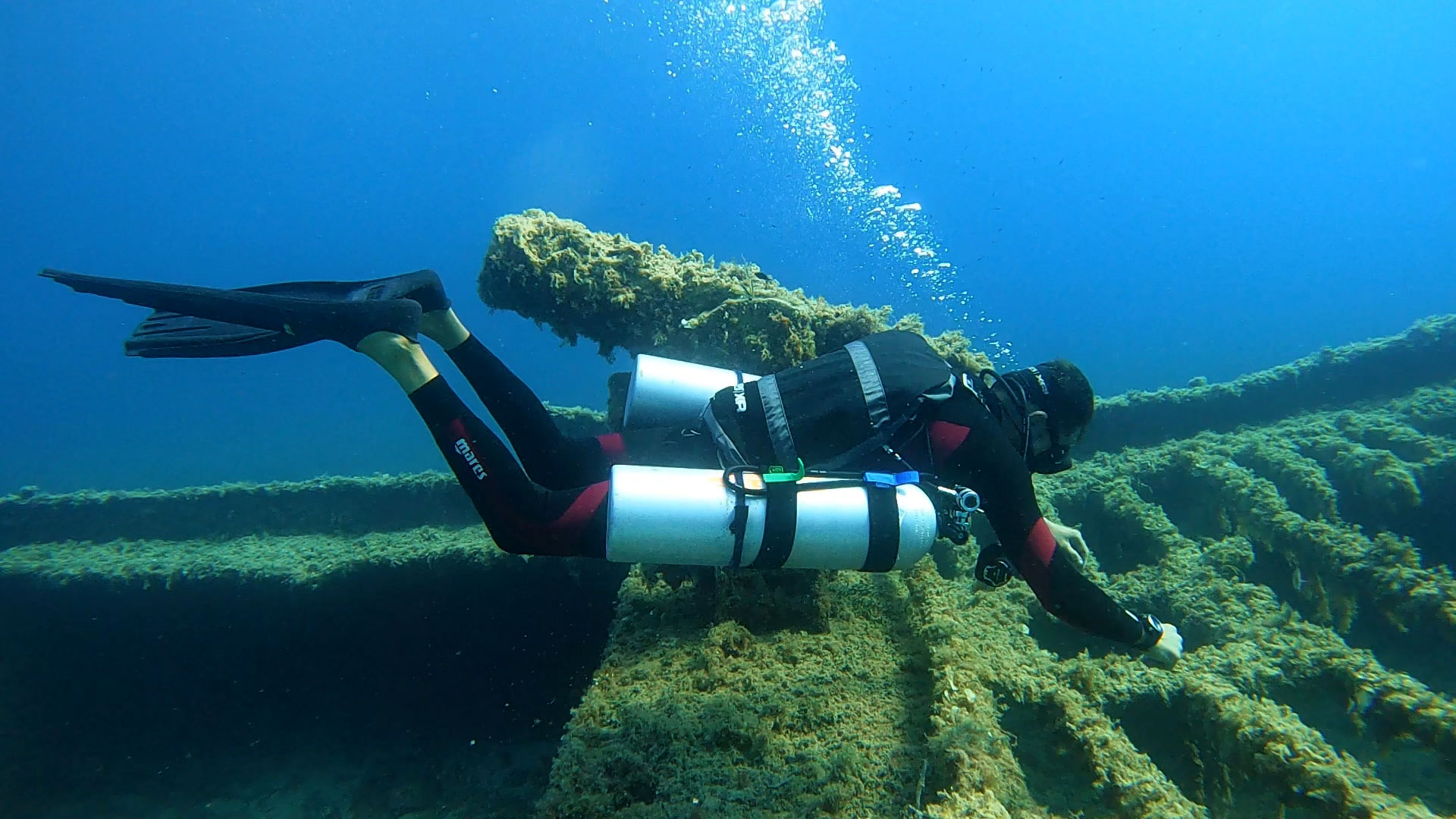 Recreational sidemount